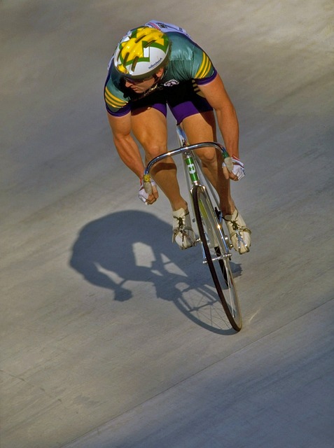 道路上奋勇